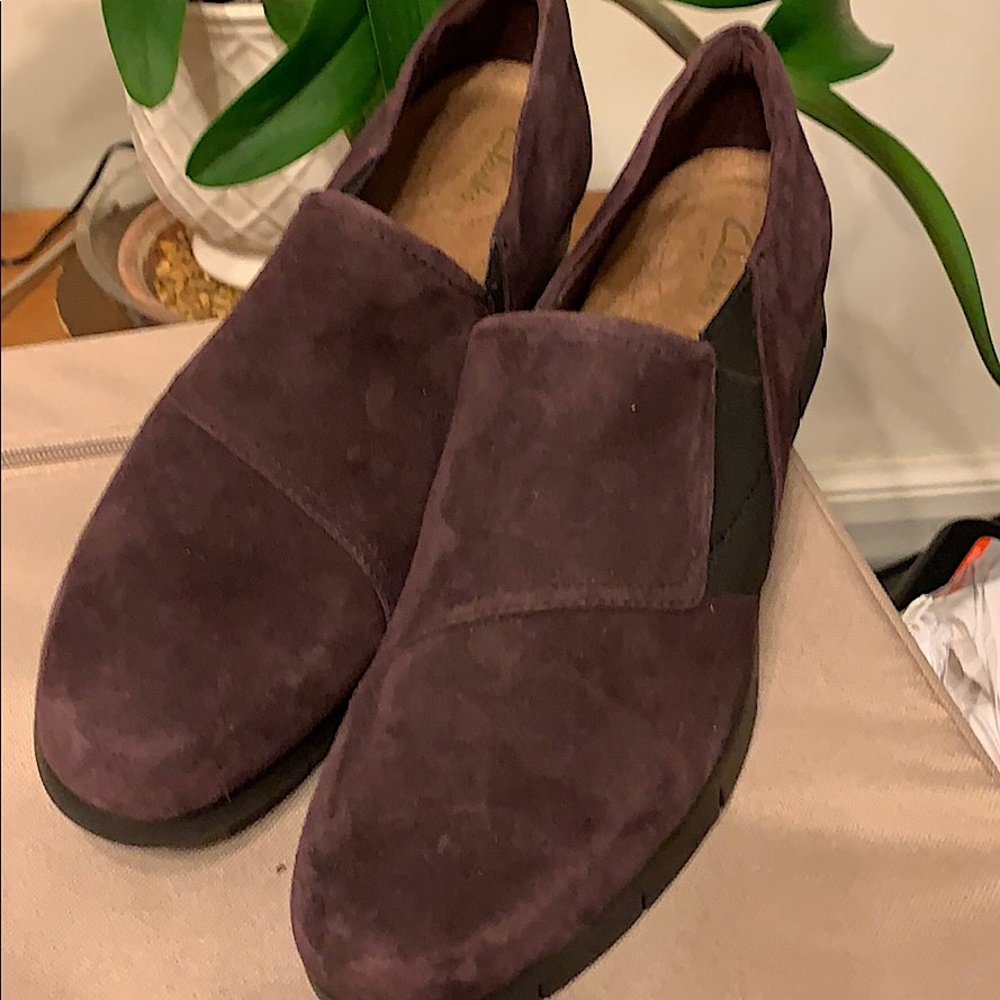 NOT AVAILABLE  Ladies Suede shoe by Clark’s